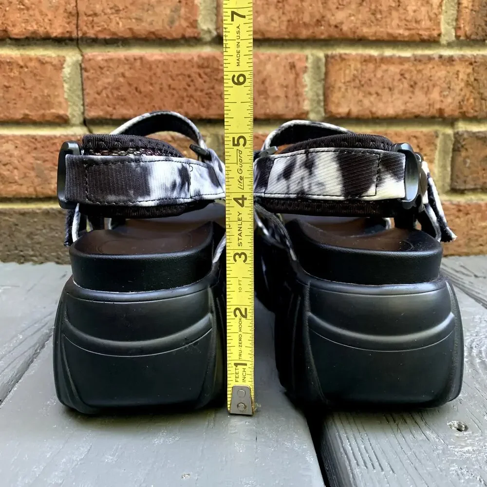 Yoki platform sandals
